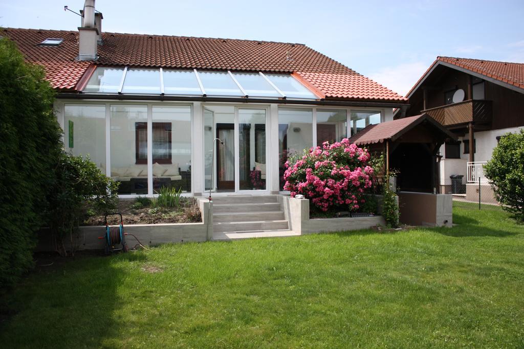 Haus Zum Wohlfuehlen Villa Vienna Exterior photo